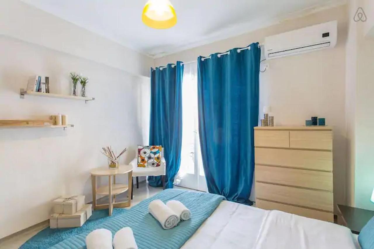 Openair Hot Tub/Big Balcony/Great Boutique Apt 아테네 외부 사진