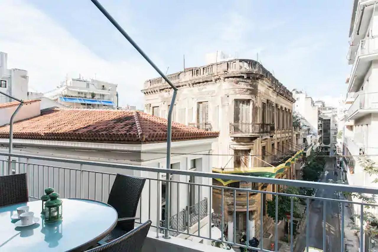 Openair Hot Tub/Big Balcony/Great Boutique Apt 아테네 외부 사진